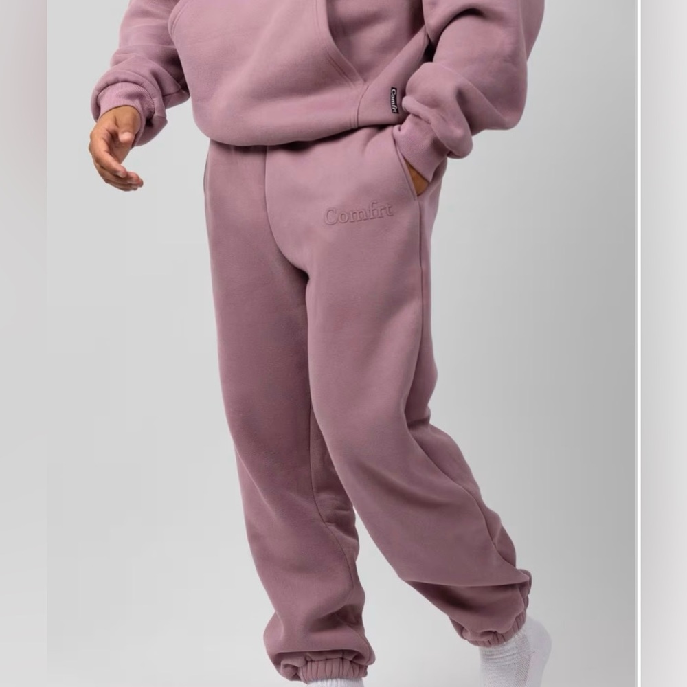 Women's Minimalist Sweatpants
